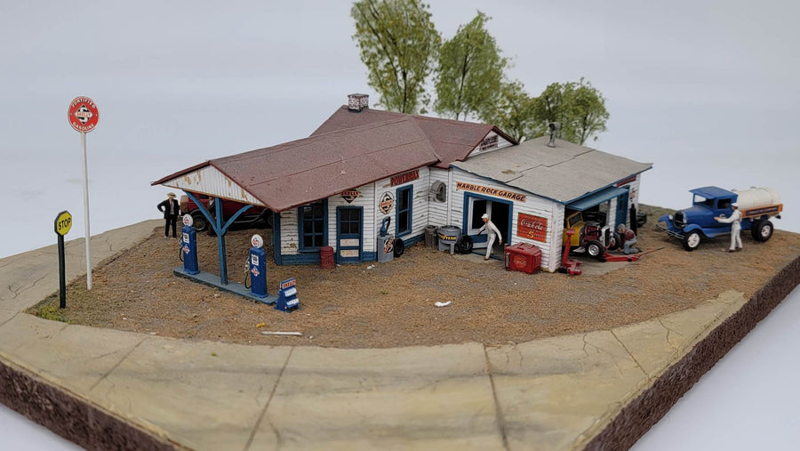 Marble Rock Garage (HO Scale) (591) exact product view 1
