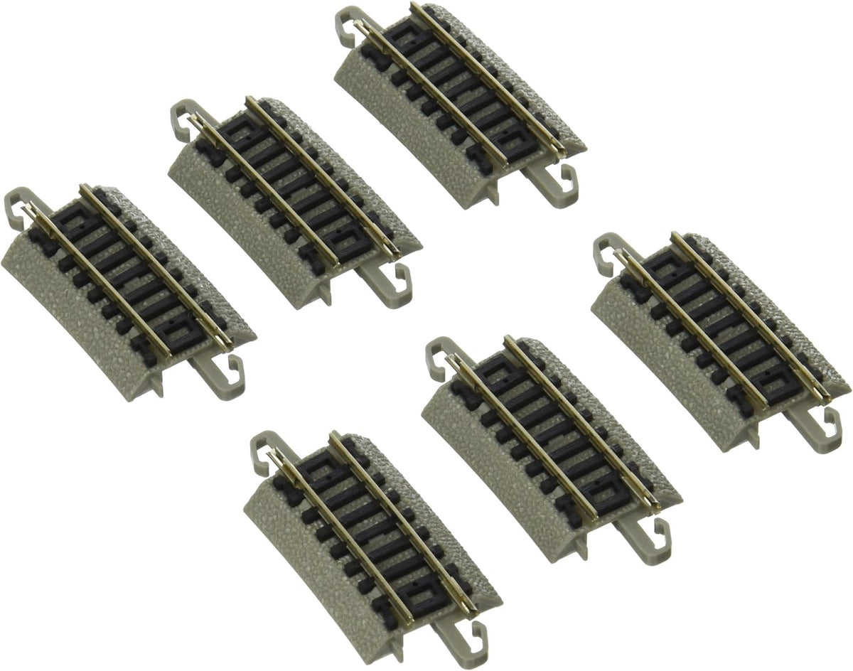 Six Bachmann 44832 N-scale quarter-section 12.5-inch-radius curves