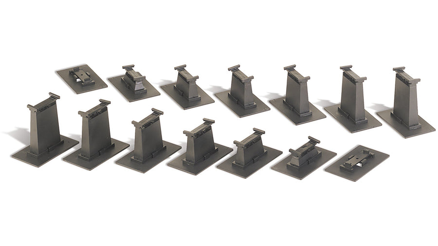 14-Piece Graduated Pier Set (HO Scale) - Bachmann 44471