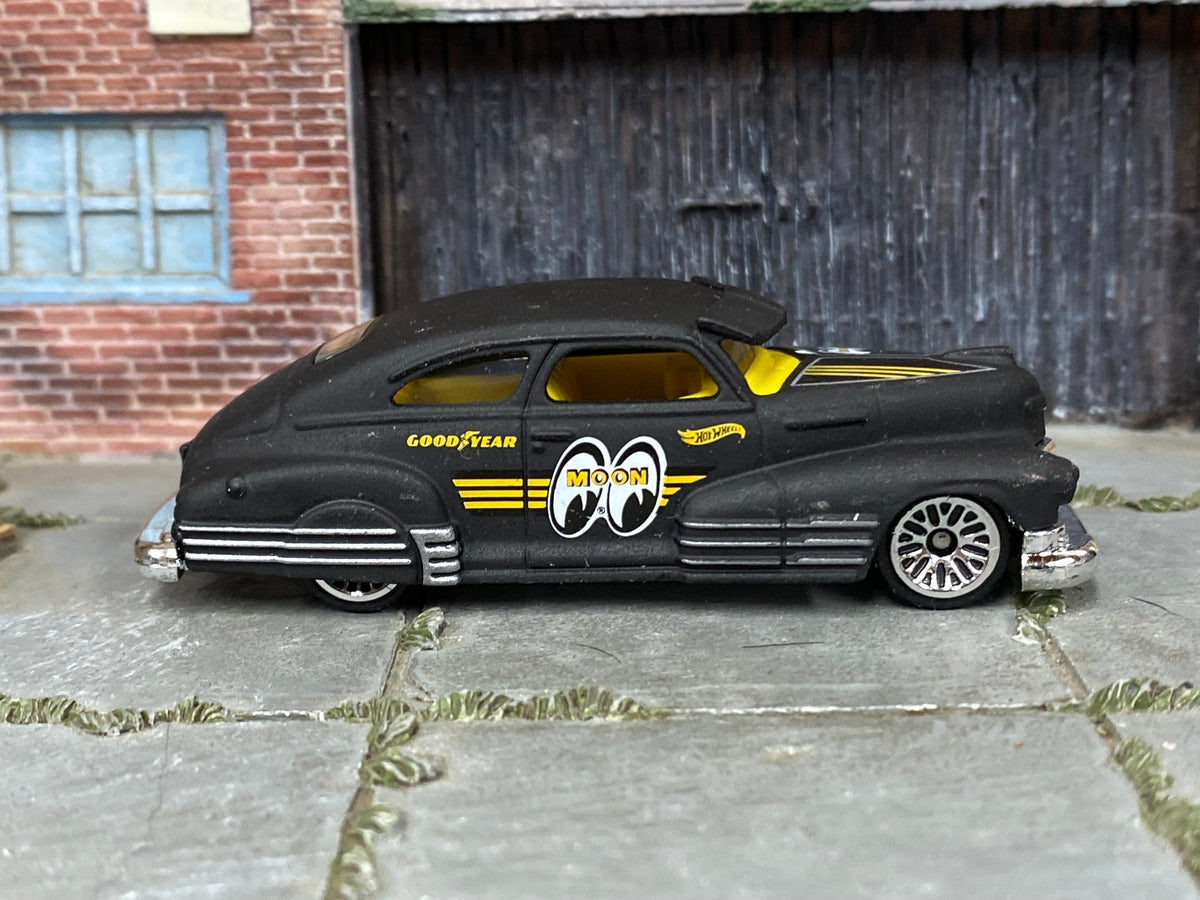 Hot Wheels ’47 Chevy Fleetline black Mooneyes — right side view