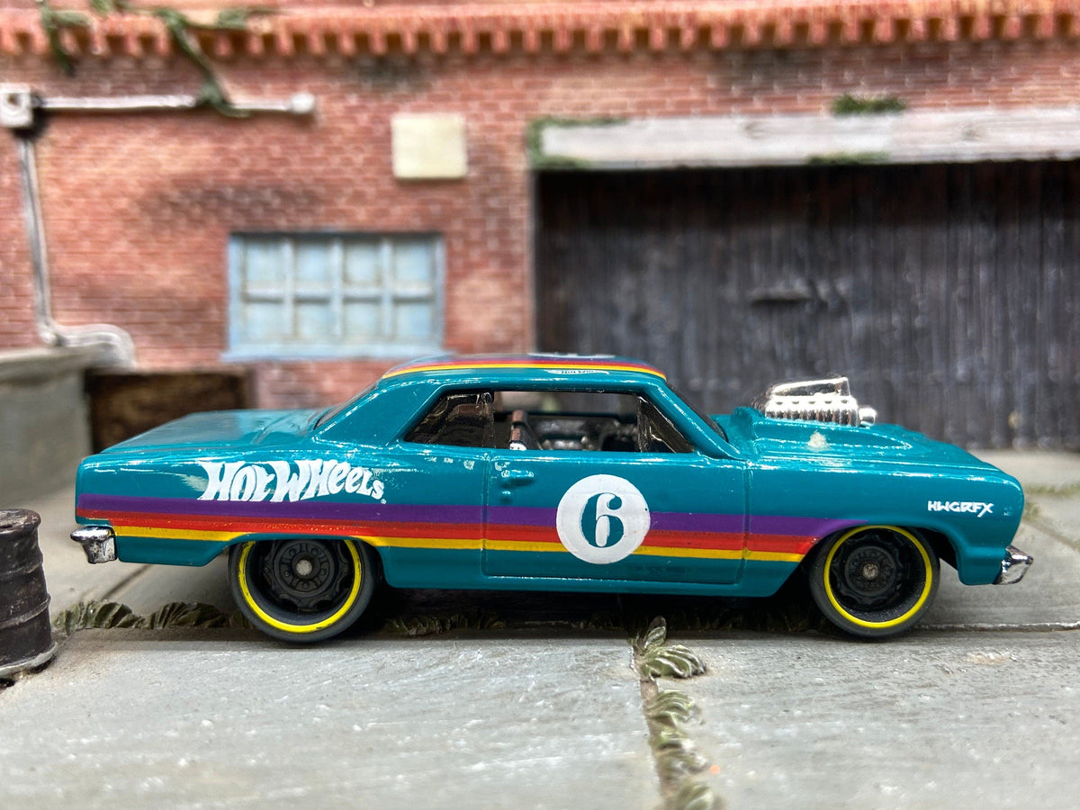 Hot Wheels 1964 Chevy Chevelle SS number 6 loose muscle car