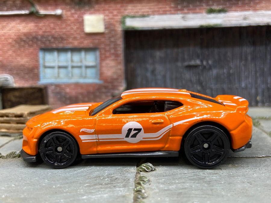 Loose Hot Wheels - 2017 Chevy Camaro ZL1 - Orange and White