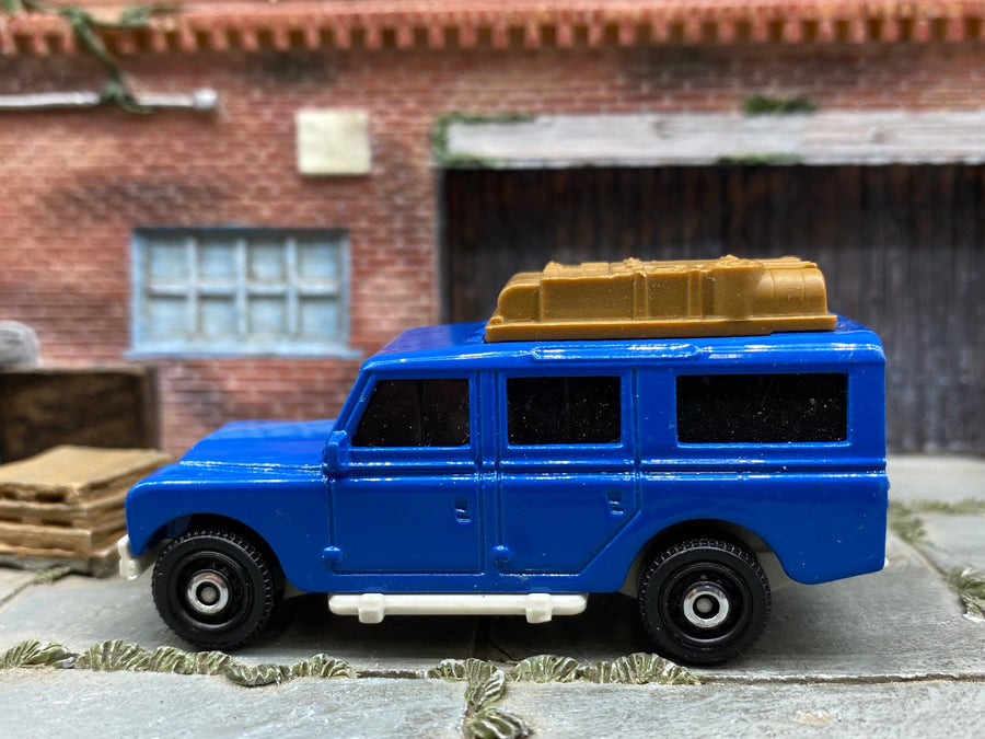 Matchbox 1965 Land Rover Gen II Safari blue loose diecast - gallery image 1 of 2