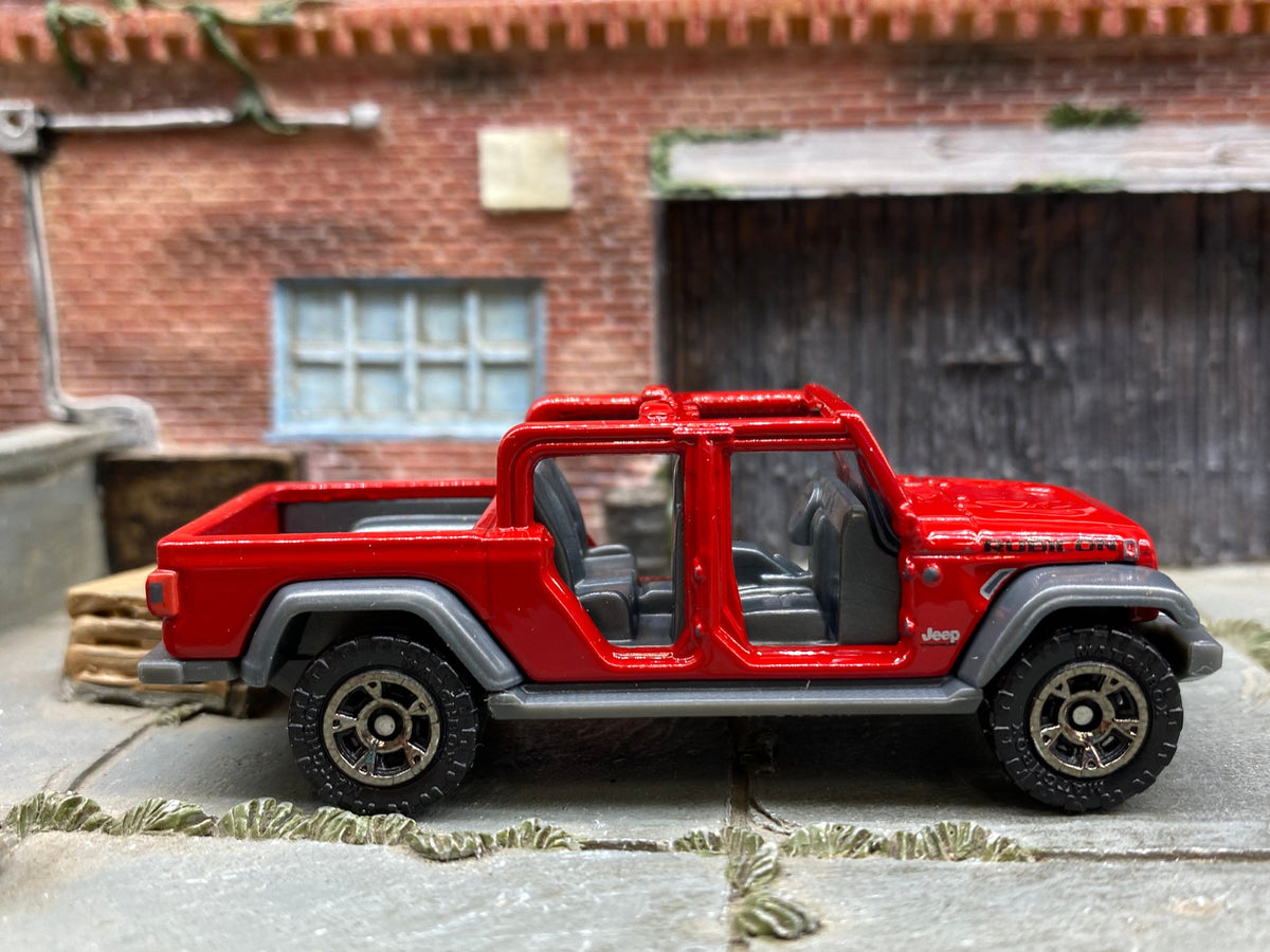 Matchbox 2020 Jeep Gladiator Truck in Red, loose diecast car
