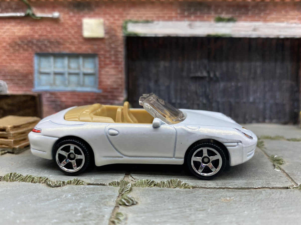 Matchbox Porsche 911 Carrera Cabriolet in White, loose diecast car