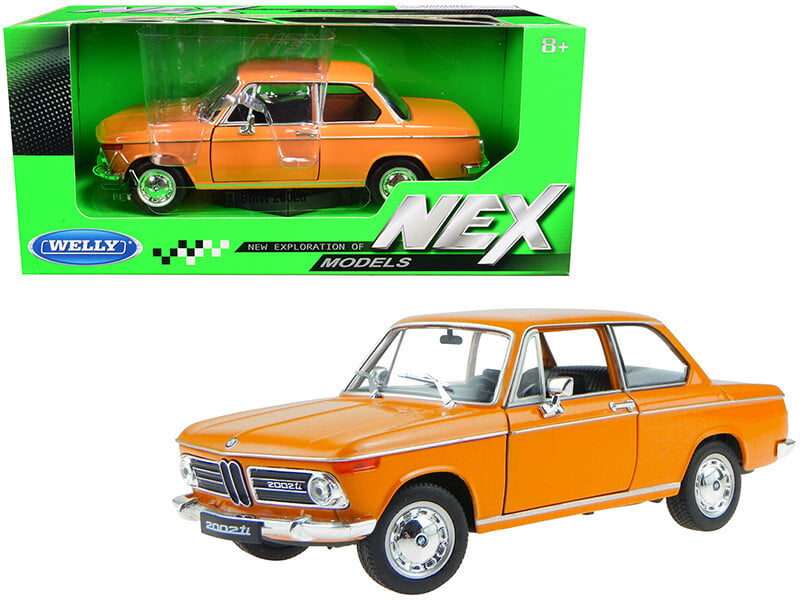 Orange BMW 2002ti Welly 1:24 diecast model