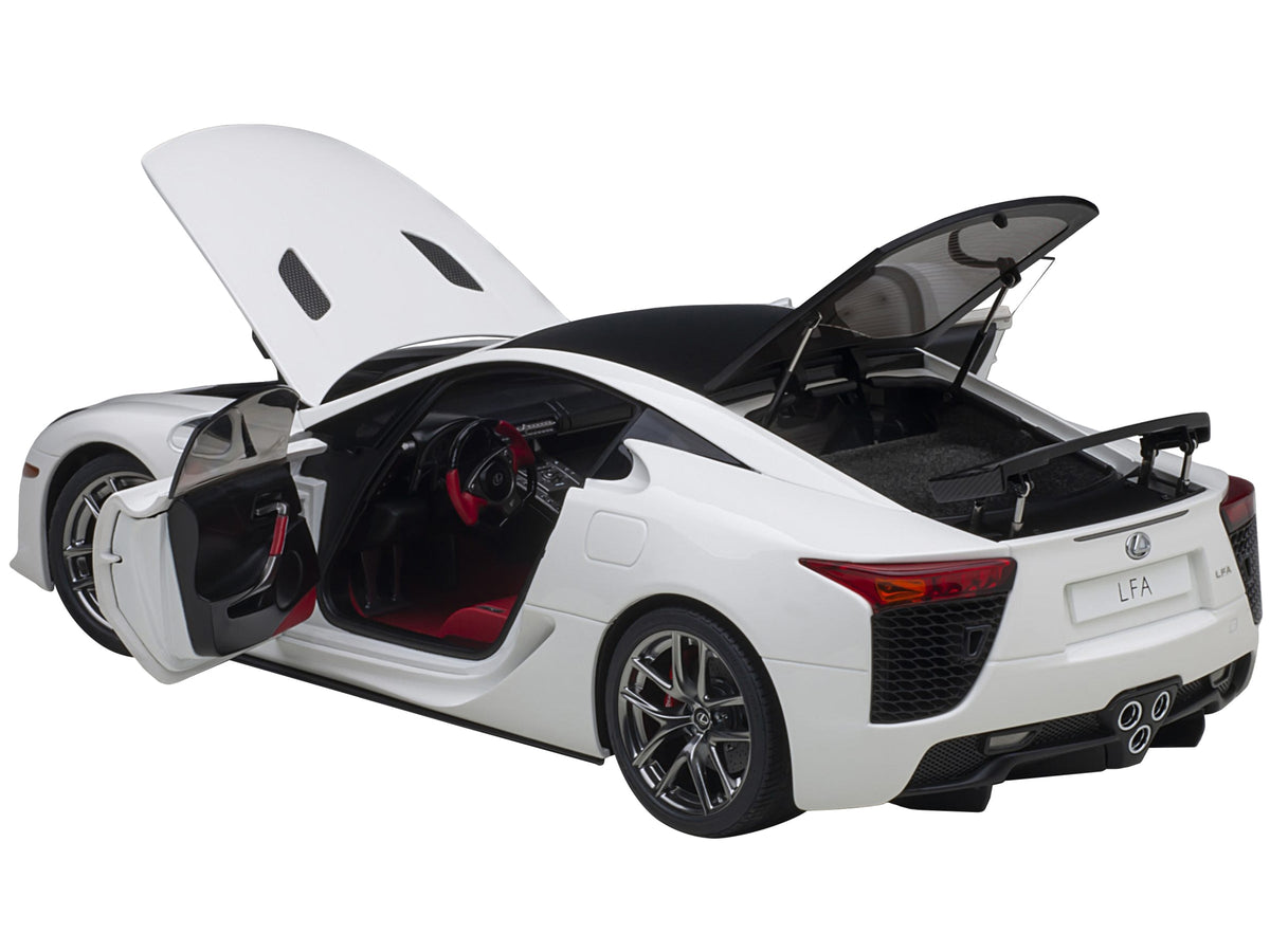Lexus LFA Whitest White with Carbon Top 1/18 Model Car by Autoart image 2