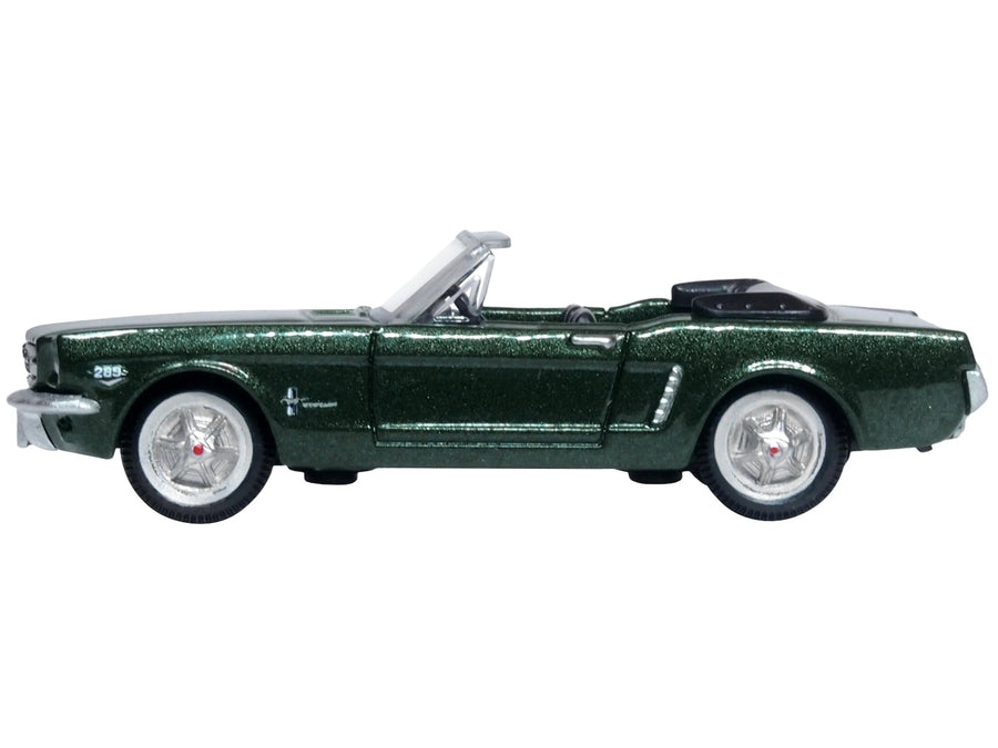 Oxford 1965 Ford Mustang convertible in Ivy Green Metallic, 1:87 scale