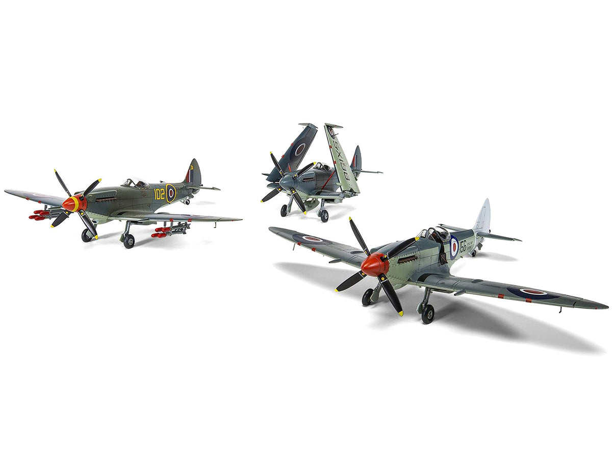 Alternative assembled Seafire F.XVII examples, including folded wings, for Airfix 1:48 kit A06102A