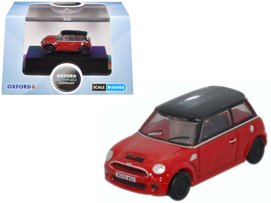 Oxford MINI Cooper S in Chili Red with black roof, 1:148 scale