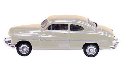 Woodland Scenics JP5592 City Classic HO scale ivory car with driver