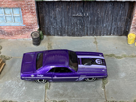 Loose Hot Wheels - 1970 Dodge Challenger - Purple