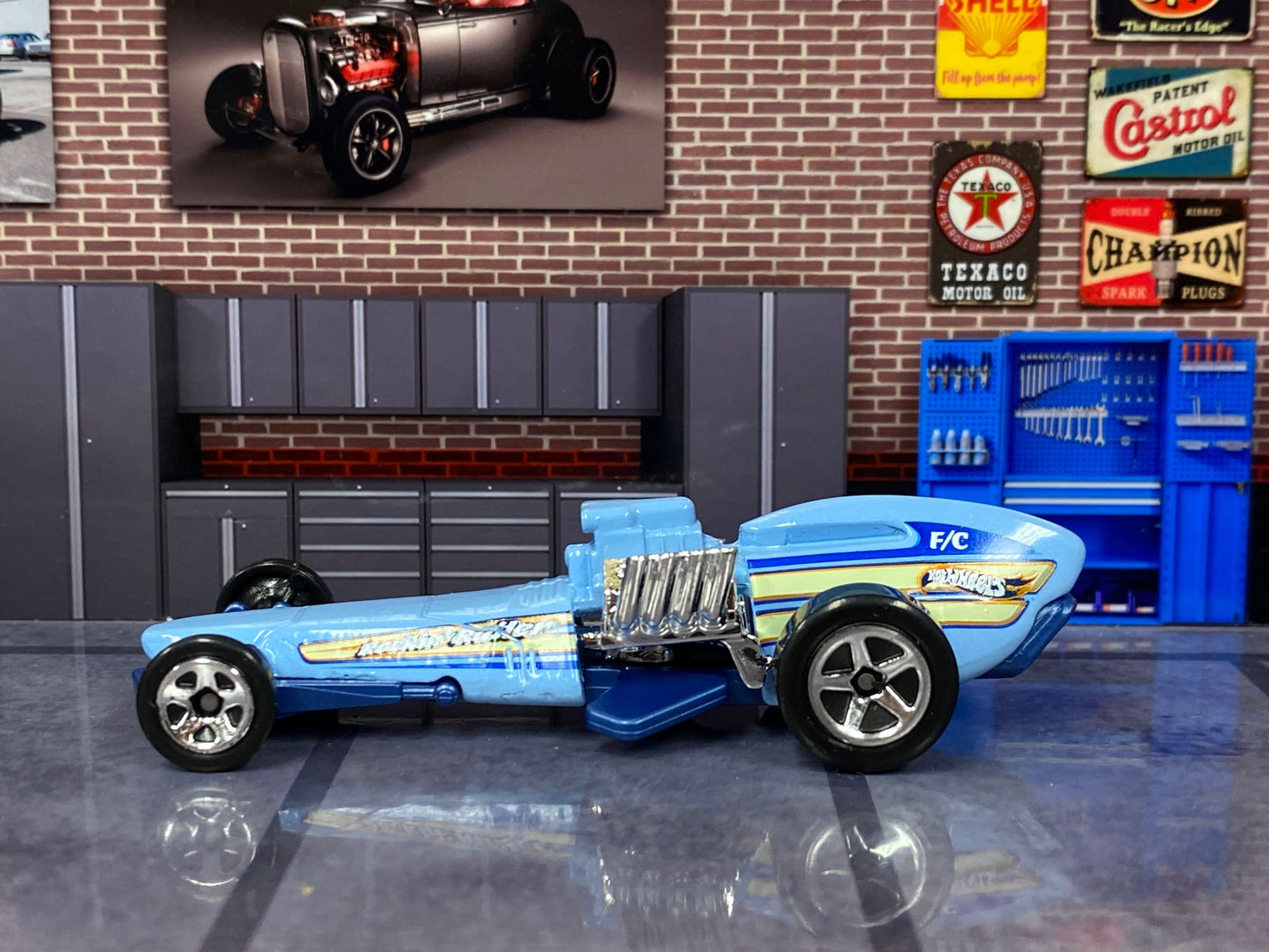 Loose Hot Wheels - Rockin Railer Drag Car - Blue and White