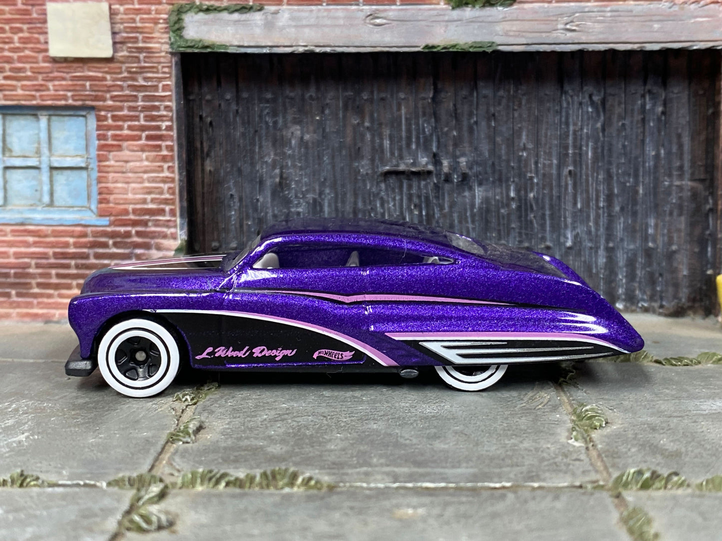 Loose Hot Wheels - Pearl Passion - Purple, Black, Pink and White