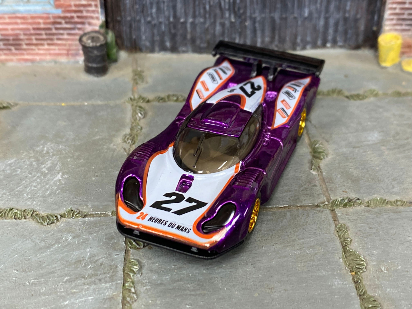 Custom Hot Wheels - Porsche 911 GTI-98 - Purple and White 27 - Gold Mag Wheels - Rubber Tires