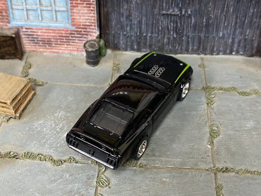 Custom Hot Wheels - 1969 Ford Mustang Boss 302 - Black and Green - Chrome Mag Wheels - Rubber Tires