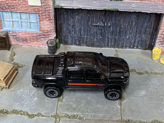 Loose Hot Wheels - 2023 Dodge Ram 1500 4x4 Truck - Black and Red