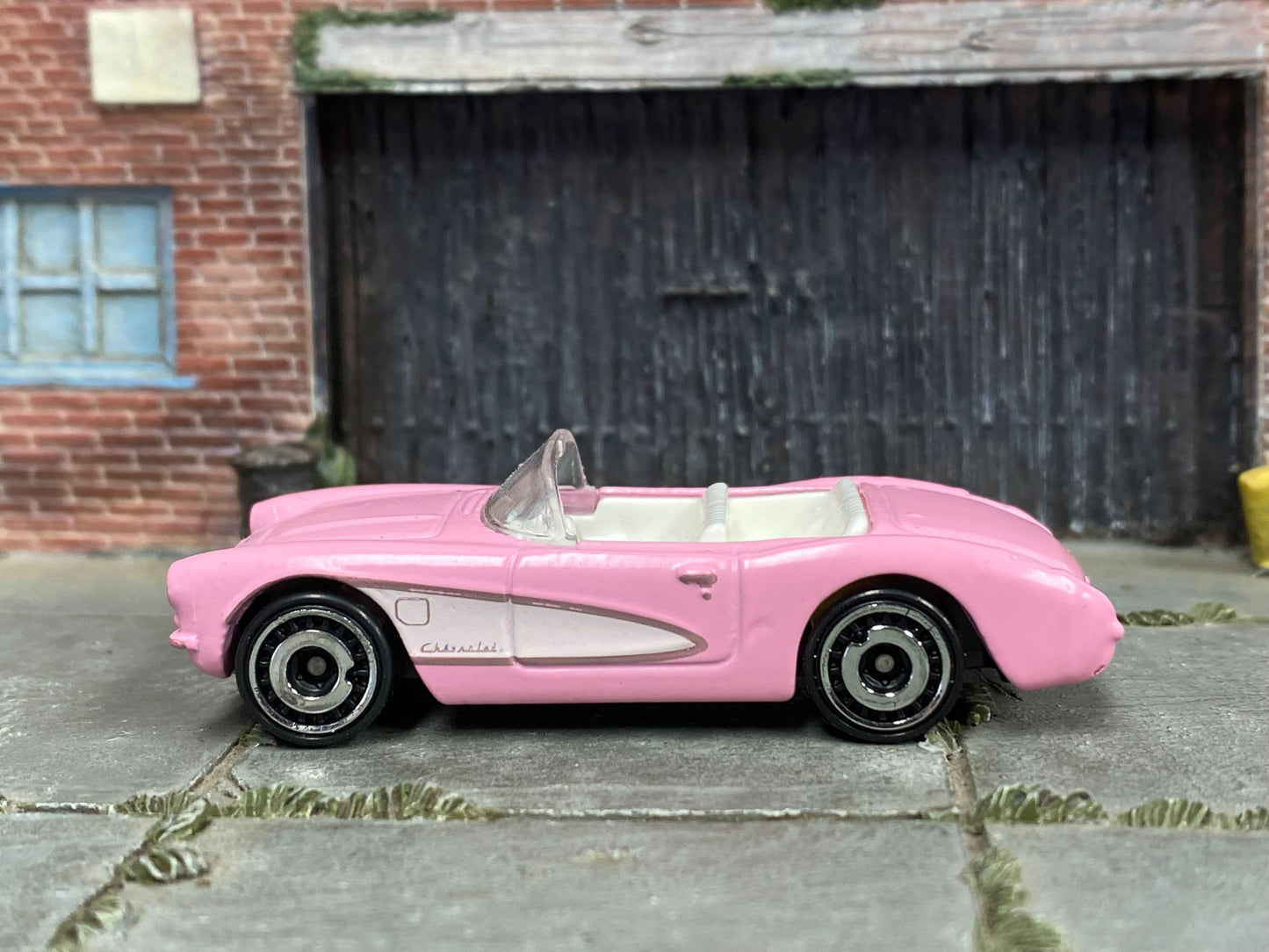 Loose Hot Wheels - 1956 Chevy Corvette - Barbie Pink and White