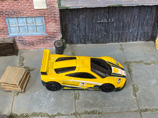 Loose Hot Wheels - McLaren F1 GTR - Yellow #3 Race Livery
