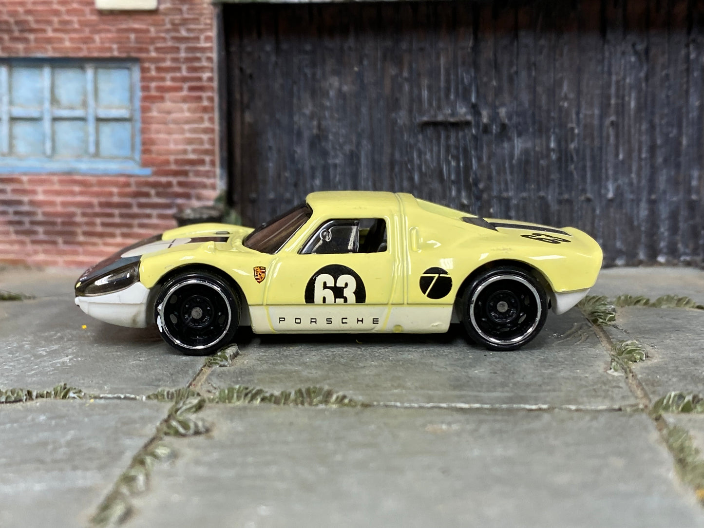 Loose Hot Wheels - Porsche 904 Carrera GTS - Yellow and Black