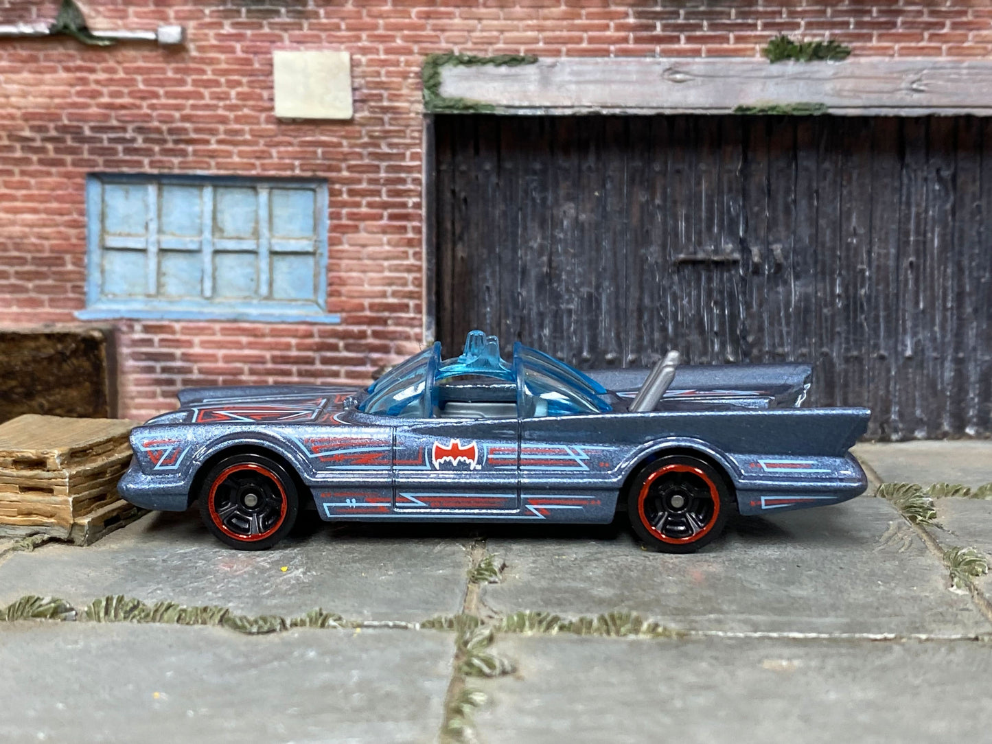 Loose Hot Wheels - Batman Batmobile 60's TV Series Car - Blue and Red