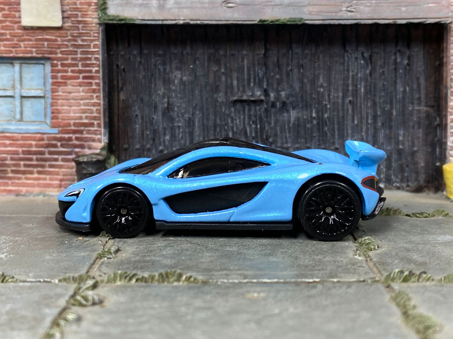 Loose Hot Wheels - McLaren P1 - Light Blue
