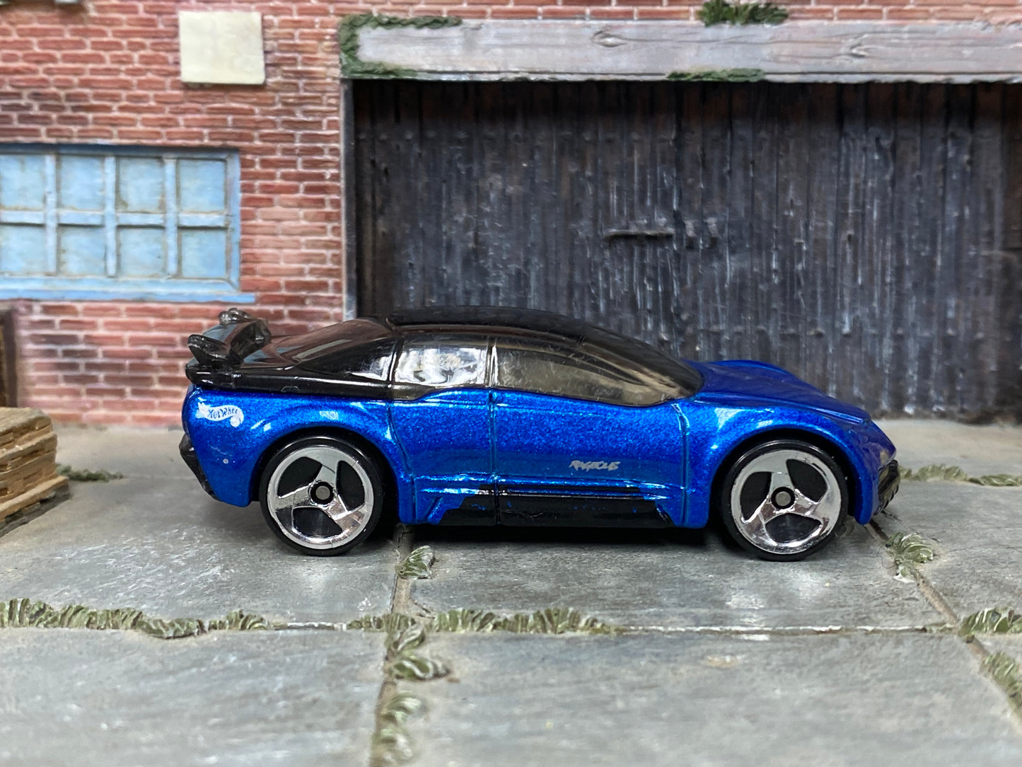 Loose Hot Wheels - Pontiac Rageous - Blue