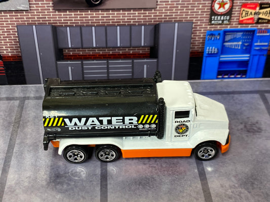 Loose Hot Wheels - Water Department Water Tanker (1991) - White, Orange and Black