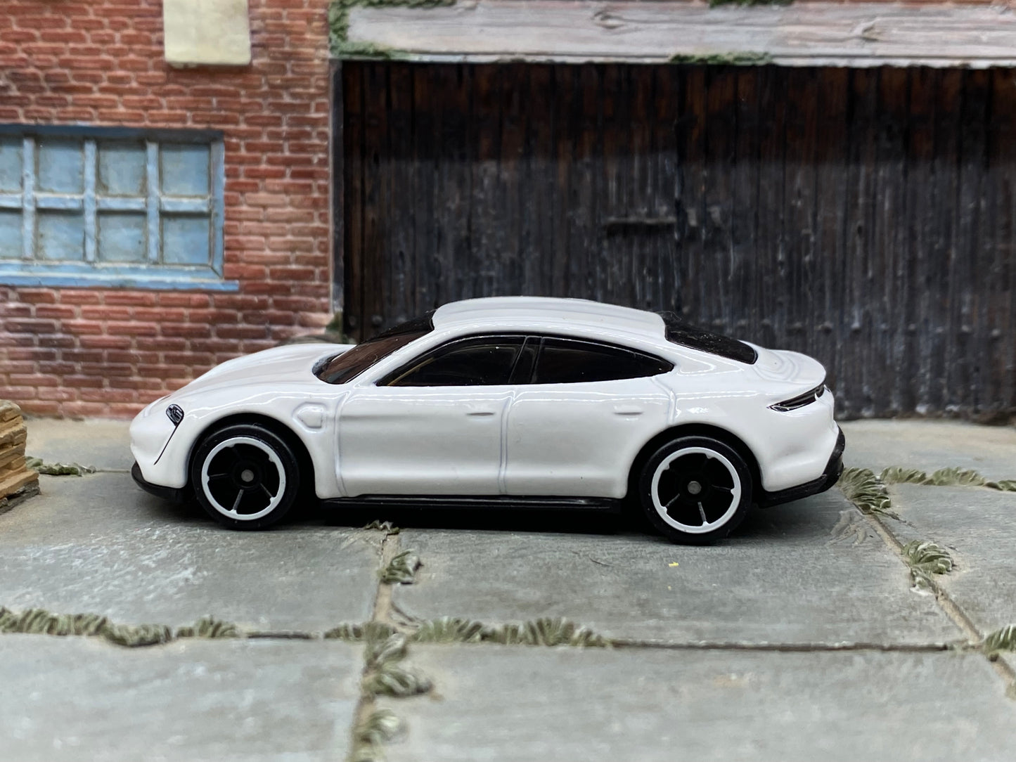 Loose Hot Wheels - Porsche Taycan Turbo S - White
