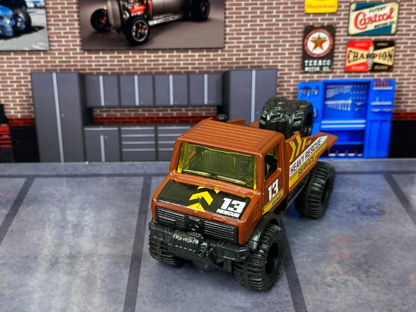 Custom Hot Wheels - Mercedes-Benz Unimog 1300 - Brown and Yellow Heavy Rescue - Black 5 Star Wheels - Off Road Rubber Tires