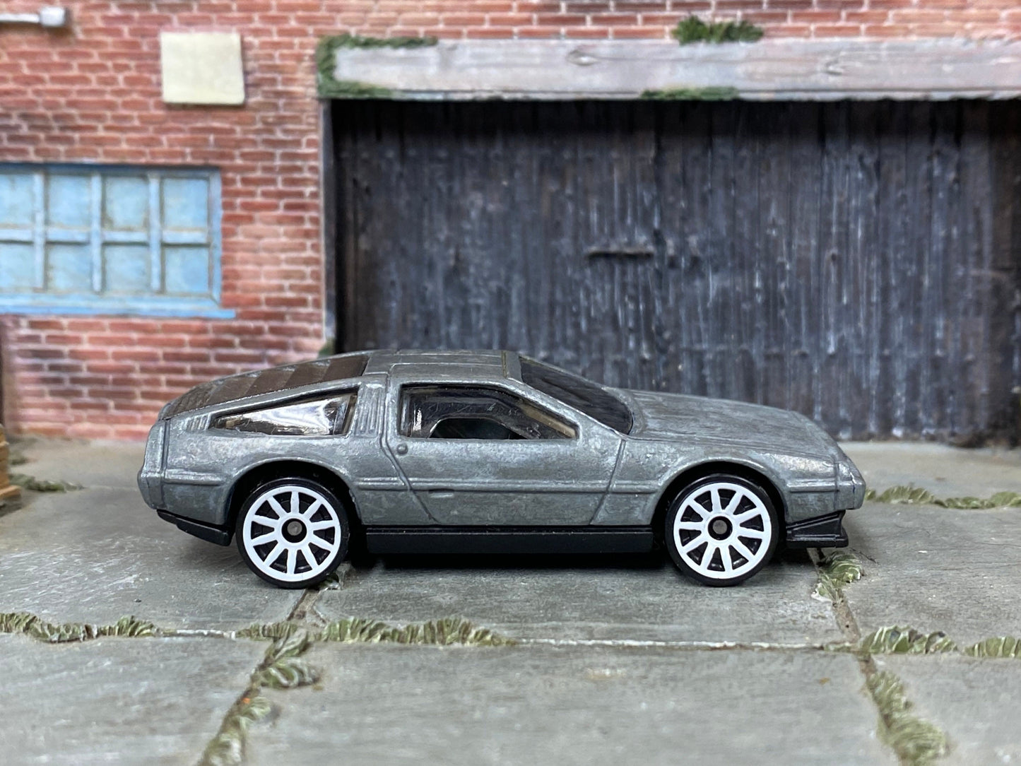 DIY Hot Wheels Car Kit - DeLorean - Build Your Own Custom Hot Wheels!