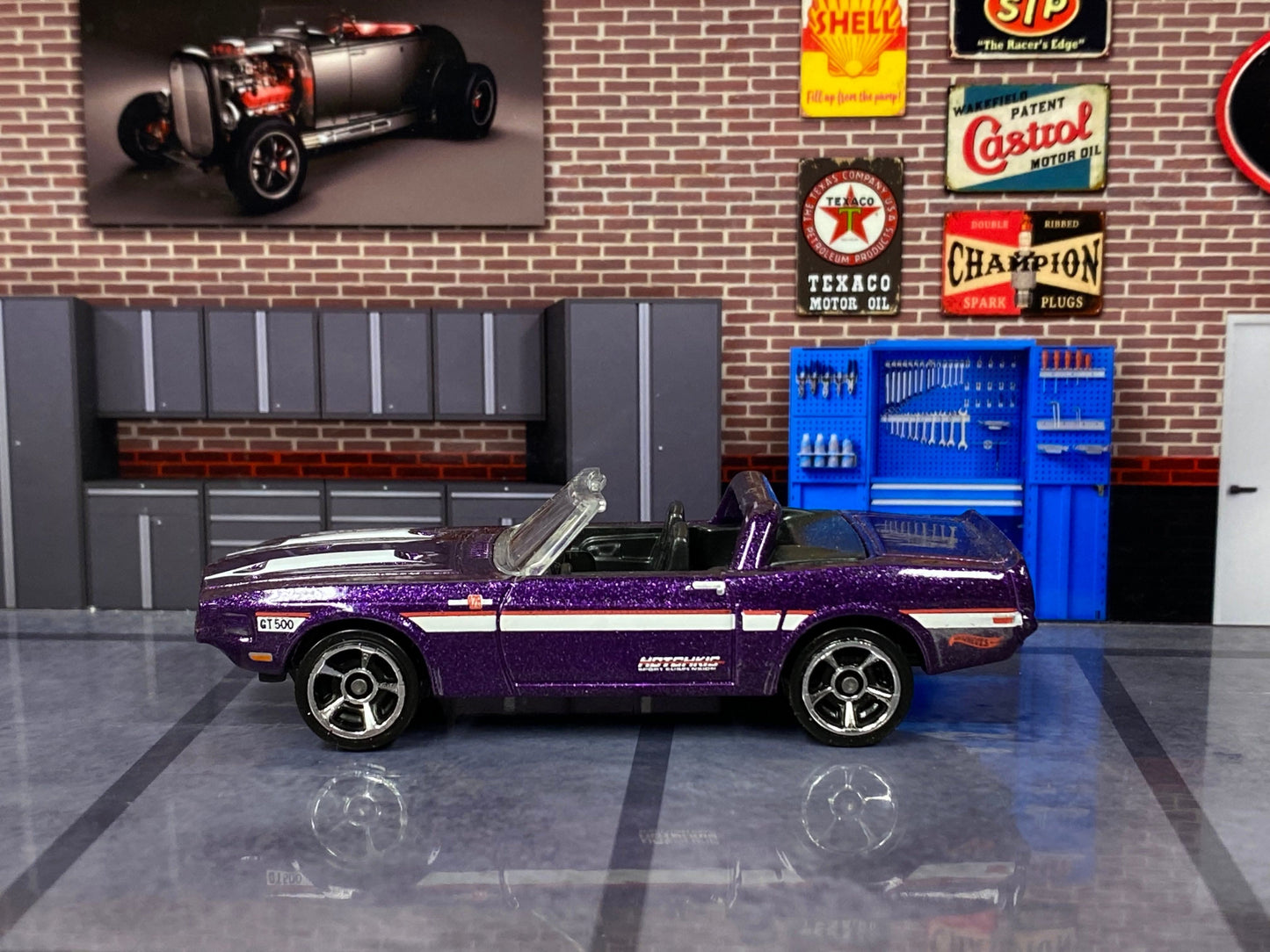 Loose Hot Wheels - 1969 Ford Mustang Shelby GT500 - Purple and White