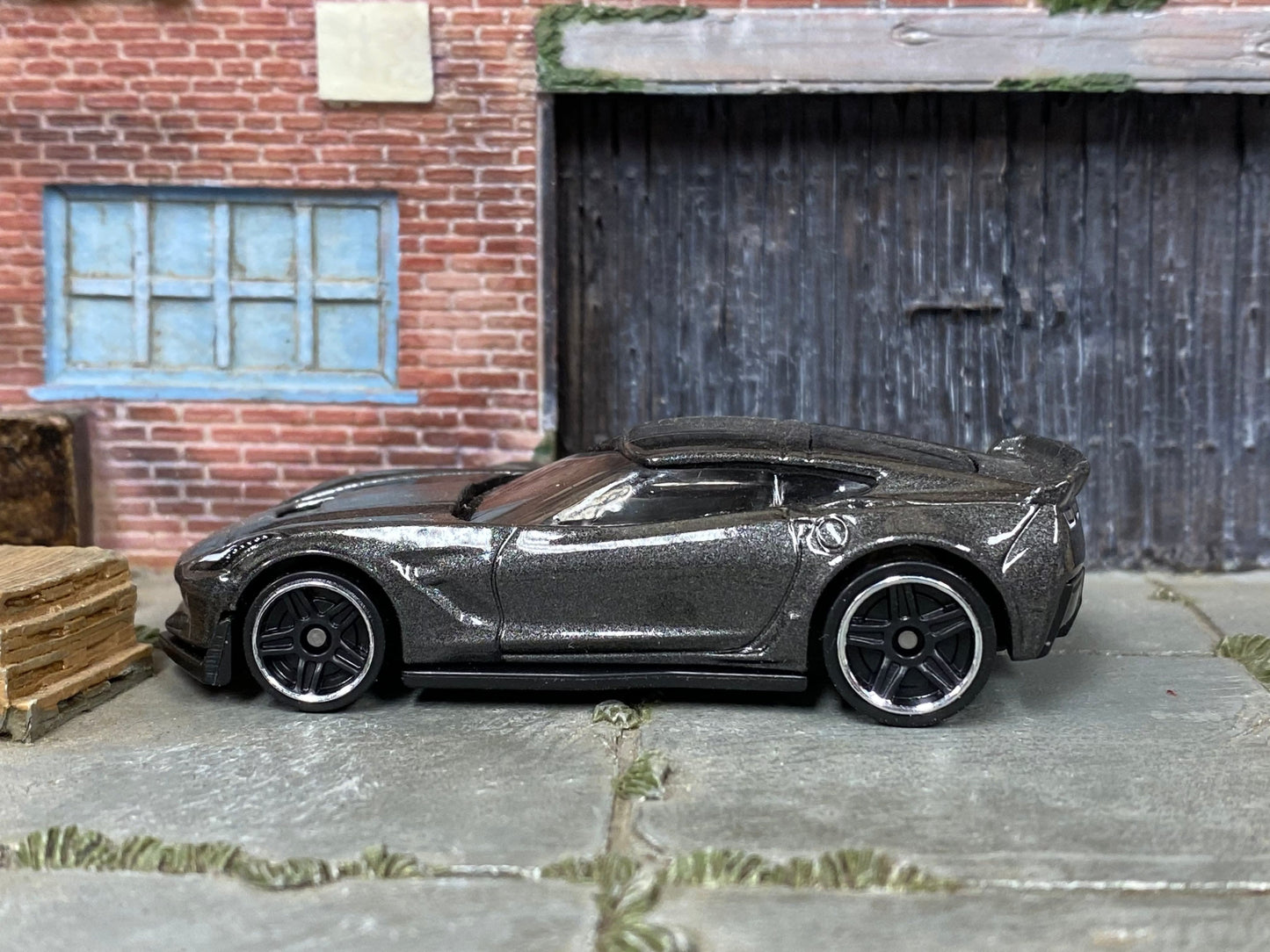 Loose Hot Wheels - Chevy Corvette C7 Z06 - Gray and Silver