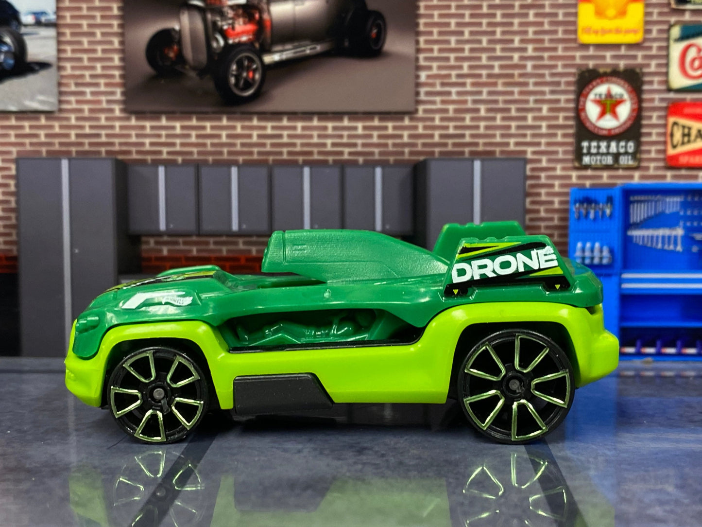Loose Hot Wheels - Drone Duty - Green