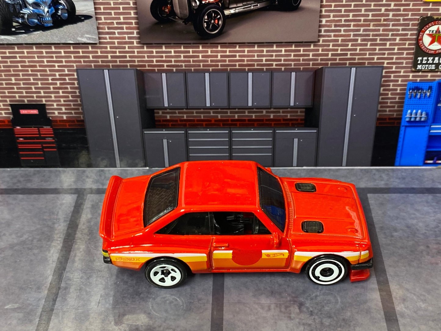 Loose Hot Wheels - Ford Escort RS 2000 - Red