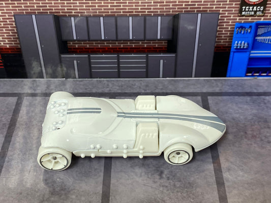 Own the legendary Hot Wheels Twin Mill Braille Racer in white. Loose diecast edition with iconic twin‑engine design — a must‑have for collectors and fans of Hot Wheels history.