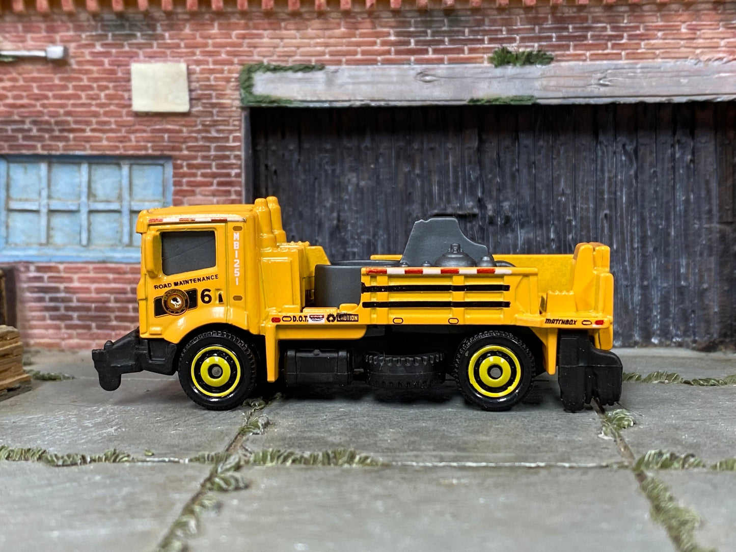 Loose Matchbox - Road Stripe King Contruction - Orange