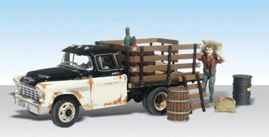 Woodland Scenics N Scale Henry's Haulin' AutoScenes – AS5335