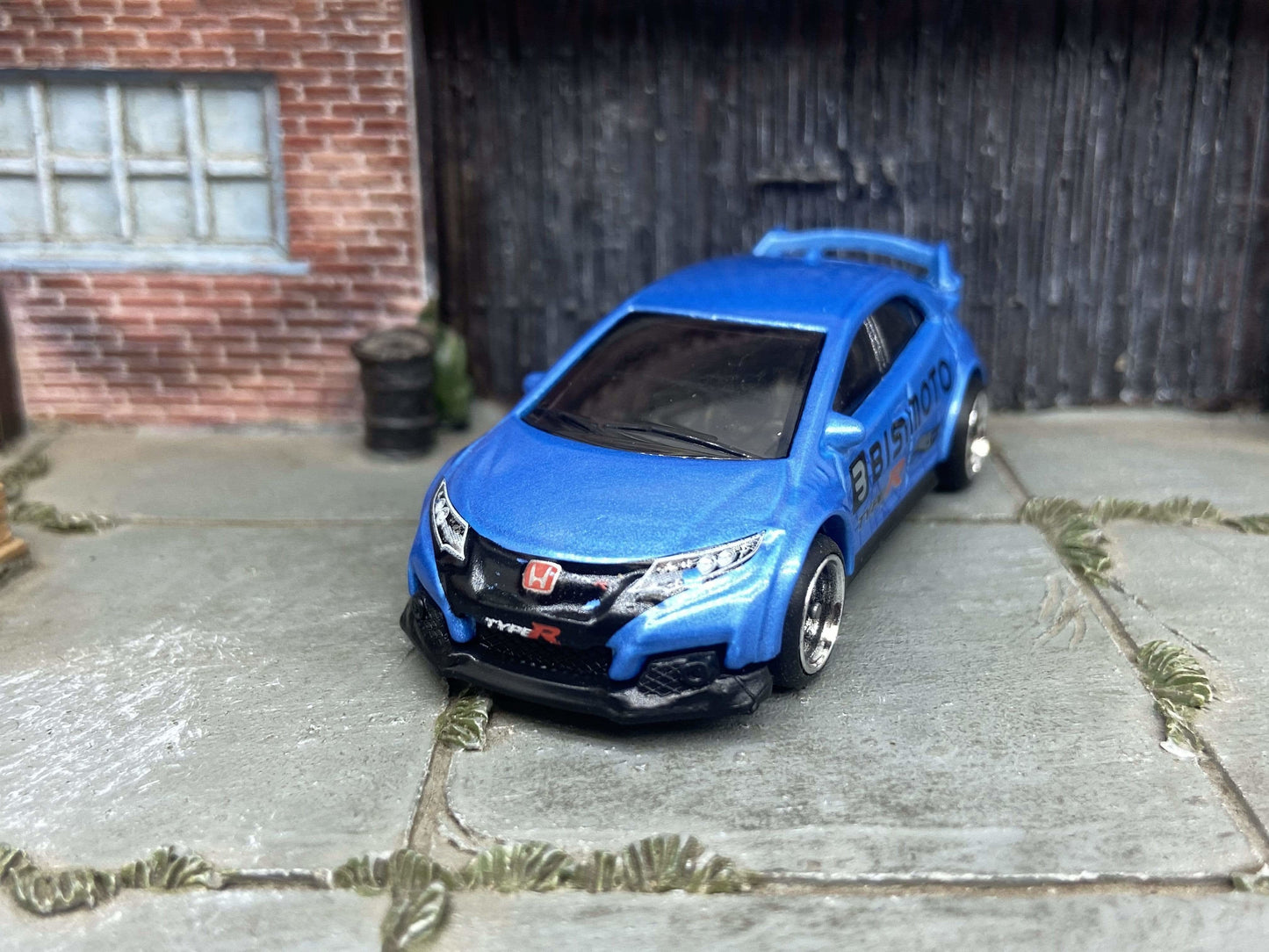 Custom Hot Wheels 2016 Honda Civic Type R In BISIMOTO Blue With Black and Chrome 4 Spoke Wheels With Rubber Tires
