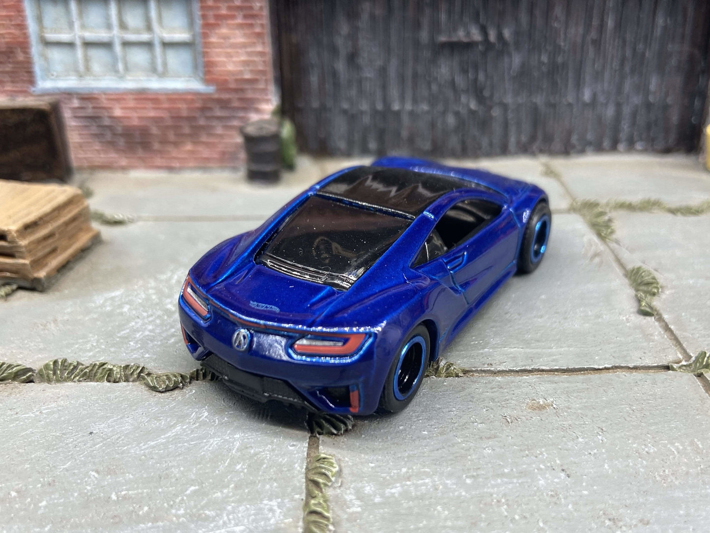 Custom Hot Wheels - 2017 Acura NSX - Blue - Black and Blue 5 Spoke Wheels - Rubber Tires