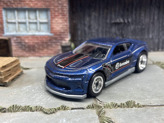 Custom Hot Wheels - 2018 Chevy Camaro SS - Brembo Racing Livery - Blue 5 Spoke Racing Wheels - Rubber Tires