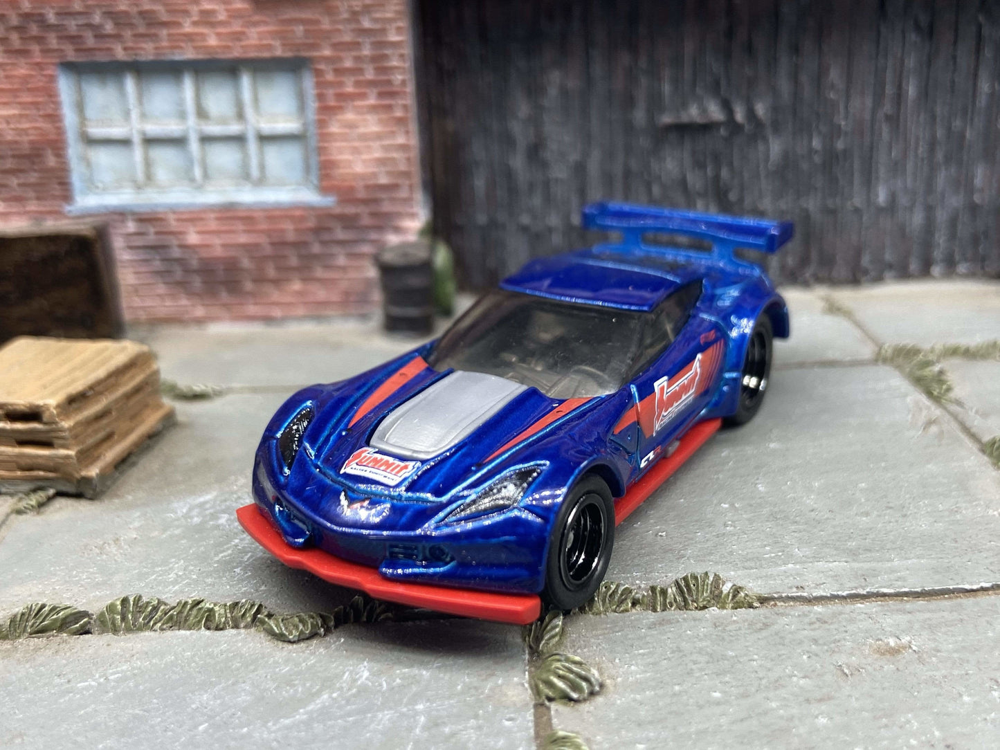 Custom Hot Wheels Chevy Corvette C7.R Race Car In Blue Summit Racing Livery With Black 5 Spoke Race Wheels With Rubber Tires