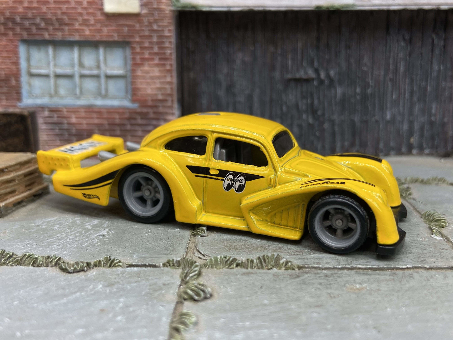 Custom Hot Wheels VW Volkswagen Kafer Racer In Mooneyes Yellow and Black With Gray American Racing Wheels Rubber Tires