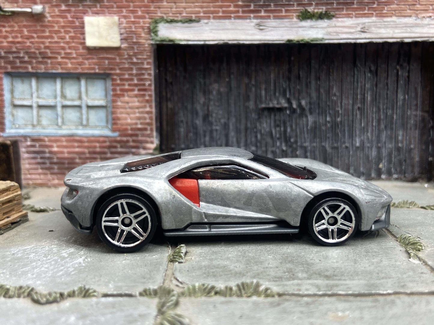 DIY Custom Hot Wheels Car Kit - 2017 Ford GT - Build Your Own Custom Hot Wheels!