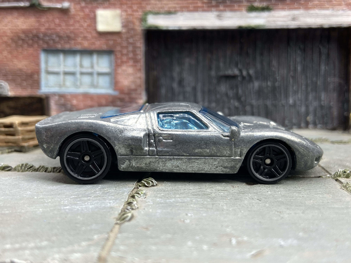 DIY Custom Hot Wheels Car Kit - Ford GT 40 Race Car - Build Your Own Custom Hot Wheels!