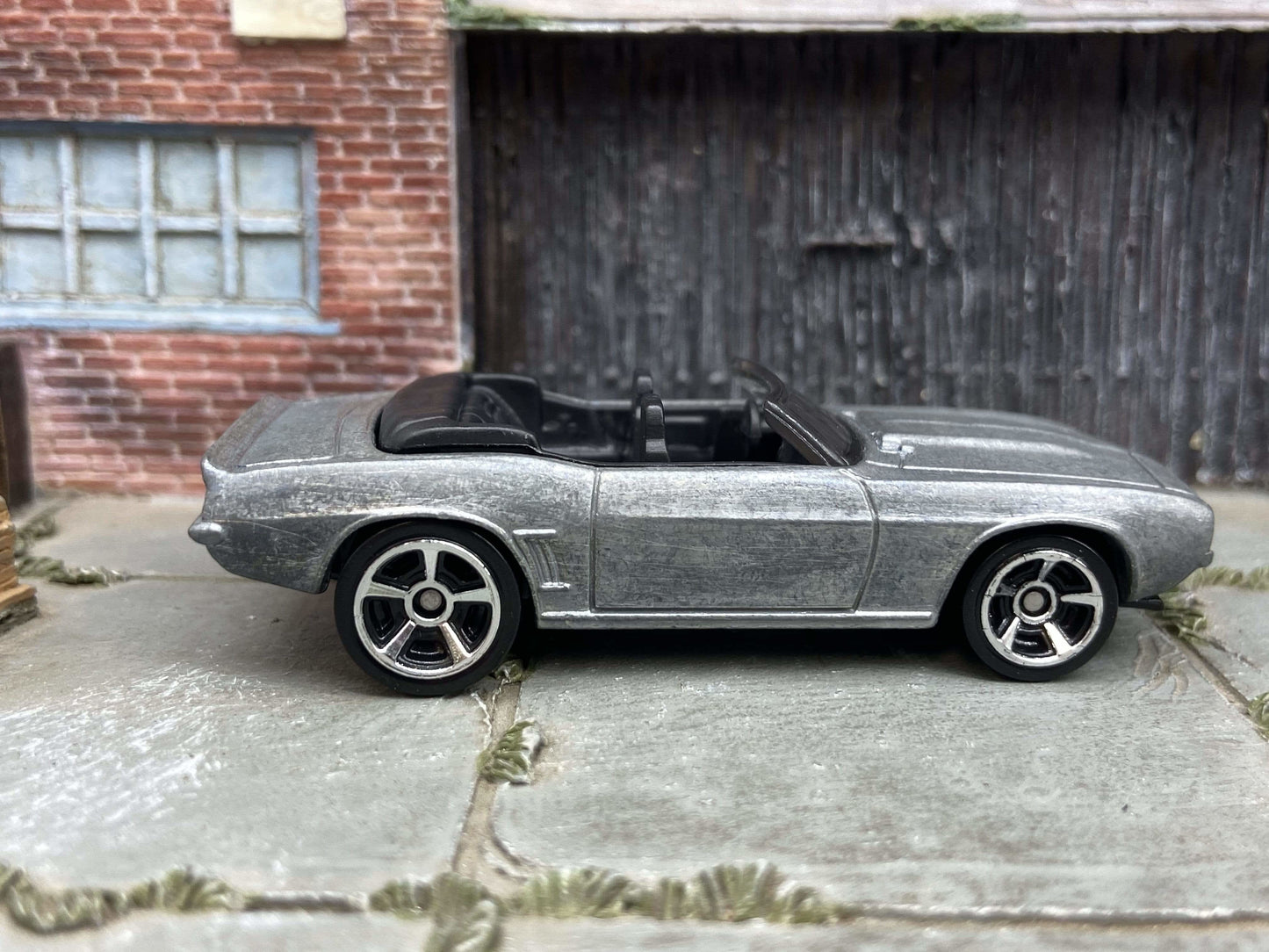 DIY Hot Wheels Car Kit - 1969 Chevy Camaro Convertible - Build Your Own Custom Hot Wheels!