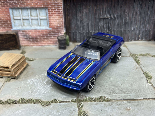 Loose Hot Wheels - 1969 Chevy Camaro Convertible - Blue and Black