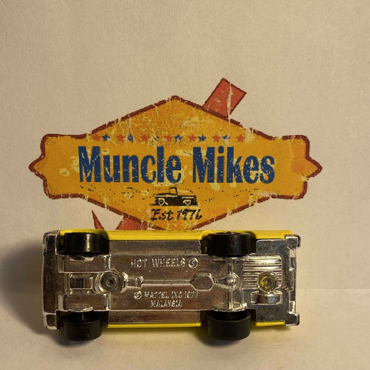 Hot Wheels Malaysia Mattel 1977 Diecast Yellow 1957 Ford T-Bird Thunderbird Car#1