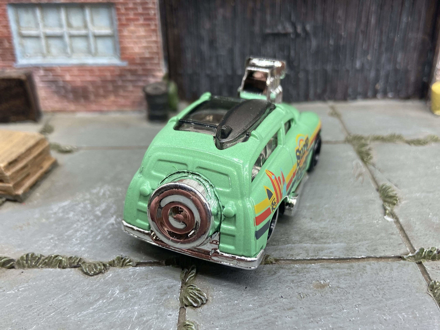 Loose Hot Wheels - Surf'n Turf Surf Wagon - Green