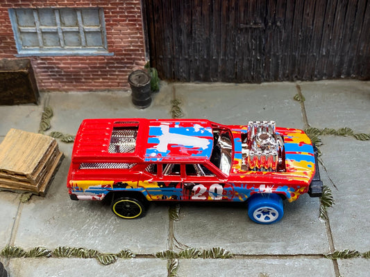 Loose Hot Wheel - Oldsmobile Vista Cruiser "Cruise Bruiser" - Red Multi Color 20